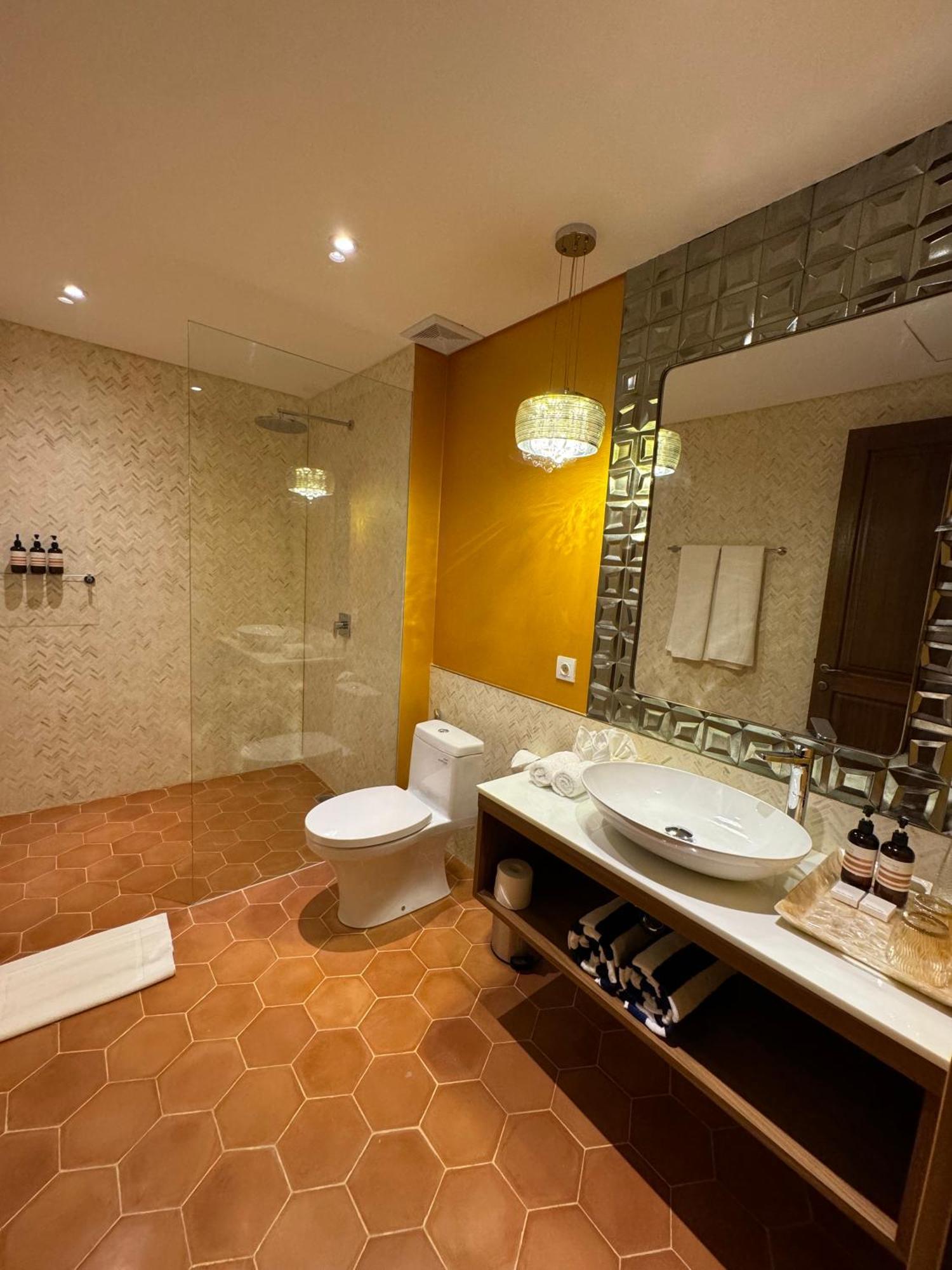 Rudra Sahashrara Bali - Ayurvedic - Health And Wellness Hotel Ubud